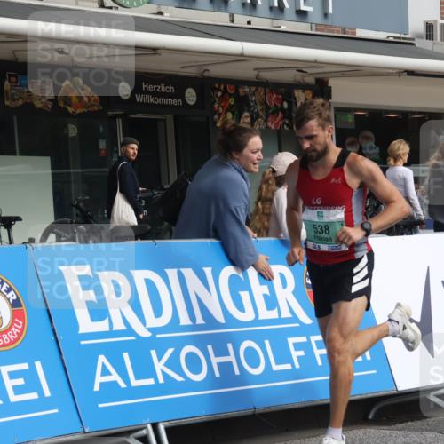 15.09.2024 - PSD Bank Halbmarathon Michael Strokosch http://msf.ph/oto/7078966 15.09.2024 11:13:52 Ziel 492, 527, 538, 550, 609, 612 meine-sportfotos.de
