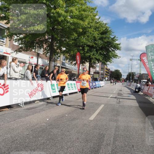 15.09.2024 - PSD Bank Halbmarathon Miley Keyser http://msf.ph/oto/7078971 15.09.2024 12:41:59 Ziel 2276, 3343, 3344, 3412 meine-sportfotos.de
