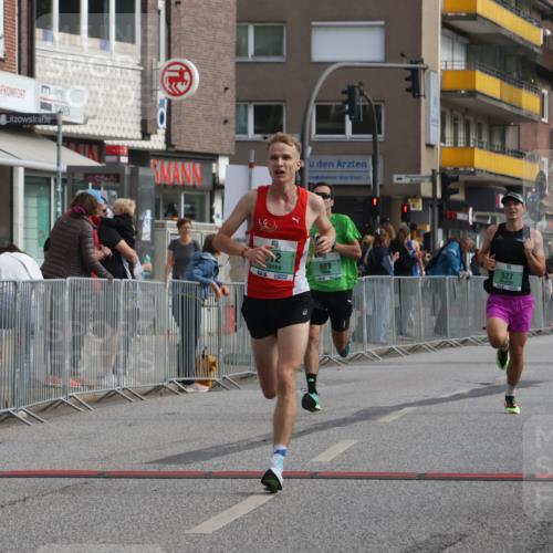 15.09.2024 - PSD Bank Halbmarathon Michael Strokosch http://msf.ph/oto/7079003 15.09.2024 11:13:56 Ziel 492, 527, 538, 550, 609, 612 meine-sportfotos.de