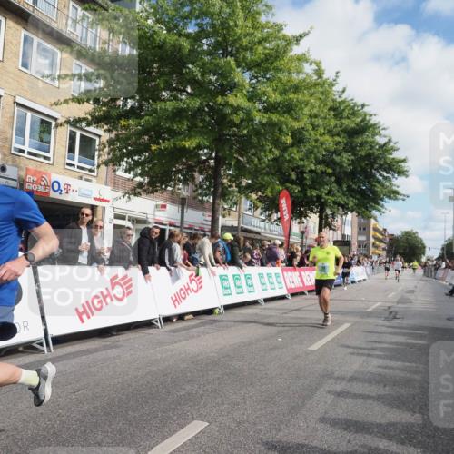 15.09.2024 - PSD Bank Halbmarathon Miley Keyser http://msf.ph/oto/7079047 15.09.2024 11:37:13 Ziel 730, 753, 755, 924, 925, 938, 1104, 1168, 1217, 1359, 1760 meine-sportfotos.de