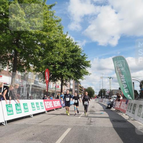 15.09.2024 - PSD Bank Halbmarathon Miley Keyser http://msf.ph/oto/7079073 15.09.2024 12:42:12 Ziel 2225, 3131, 3191, 3343, 3344, 3363 meine-sportfotos.de