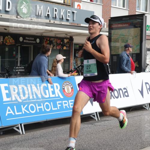 15.09.2024 - PSD Bank Halbmarathon Michael Strokosch http://msf.ph/oto/7079077 15.09.2024 11:14:00 Ziel 492, 527, 538, 549, 609, 612 meine-sportfotos.de