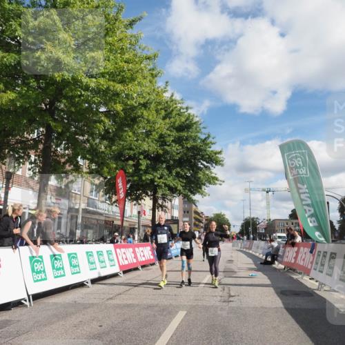 15.09.2024 - PSD Bank Halbmarathon Miley Keyser http://msf.ph/oto/7079086 15.09.2024 12:42:12 Ziel 2225, 3131, 3191, 3343, 3344, 3363 meine-sportfotos.de