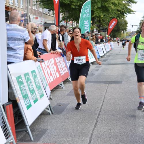 15.09.2024 - PSD Bank Halbmarathon Strokosch-Dieckow http://msf.ph/oto/7079088 15.09.2024 12:34:10 Ziel 1983, 2376, 3433, 3451 meine-sportfotos.de