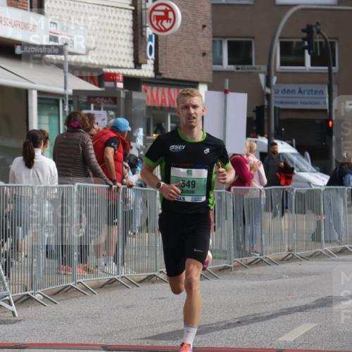 15.09.2024 - PSD Bank Halbmarathon Michael Strokosch http://msf.ph/oto/7079098 15.09.2024 11:14:03 Ziel 421, 527, 538, 549, 609, 612 meine-sportfotos.de