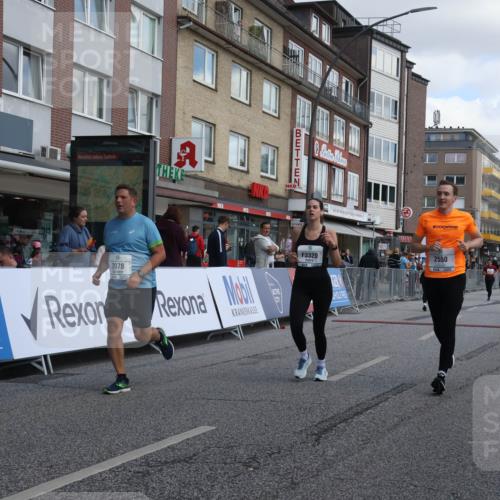 15.09.2024 - PSD Bank Halbmarathon Michael Strokosch http://msf.ph/oto/7079101 15.09.2024 12:23:14 Ziel 803, 2078, 2550, 2933, 3243, 3277, 3320, 3370 meine-sportfotos.de