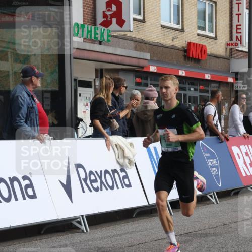 15.09.2024 - PSD Bank Halbmarathon Michael Strokosch http://msf.ph/oto/7079122 15.09.2024 11:14:04 Ziel 421, 527, 549, 609, 612 meine-sportfotos.de