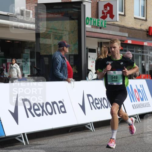 15.09.2024 - PSD Bank Halbmarathon Michael Strokosch http://msf.ph/oto/7079126 15.09.2024 11:14:04 Ziel 421, 527, 549, 609, 612 meine-sportfotos.de