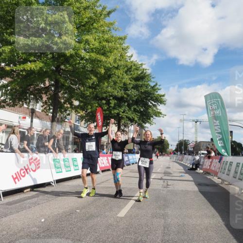 15.09.2024 - PSD Bank Halbmarathon Miley Keyser http://msf.ph/oto/7079128 15.09.2024 12:42:14 Ziel 2225, 3131, 3191, 3344, 3363 meine-sportfotos.de