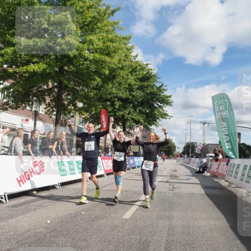 15.09.2024 - PSD Bank Halbmarathon Miley Keyser http://msf.ph/oto/7079133 15.09.2024 12:42:14 Ziel 2225, 3131, 3191, 3344, 3363 meine-sportfotos.de