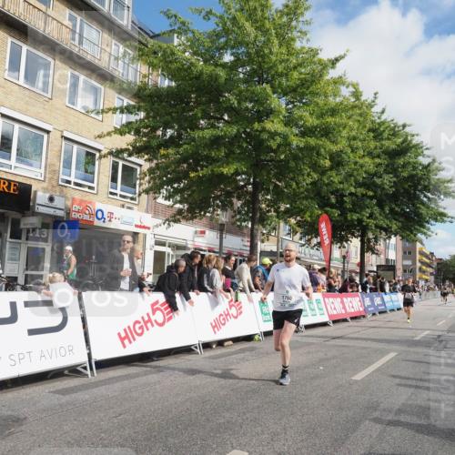 15.09.2024 - PSD Bank Halbmarathon Miley Keyser http://msf.ph/oto/7079140 15.09.2024 11:37:19 Ziel 730, 744, 753, 924, 938, 1104, 1105, 1163, 1168, 1217, 1760 meine-sportfotos.de