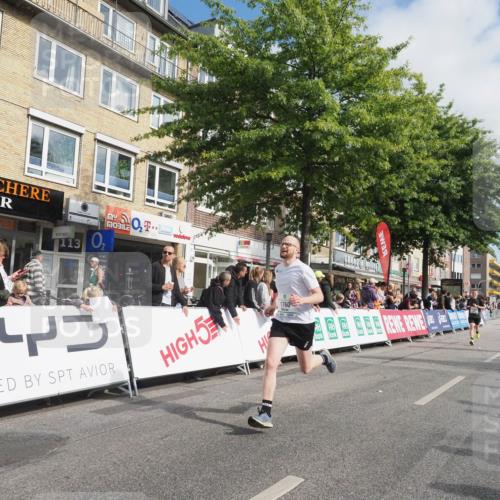 15.09.2024 - PSD Bank Halbmarathon Miley Keyser http://msf.ph/oto/7079149 15.09.2024 11:37:19 Ziel 730, 744, 753, 924, 938, 1104, 1105, 1163, 1168, 1217, 1760 meine-sportfotos.de