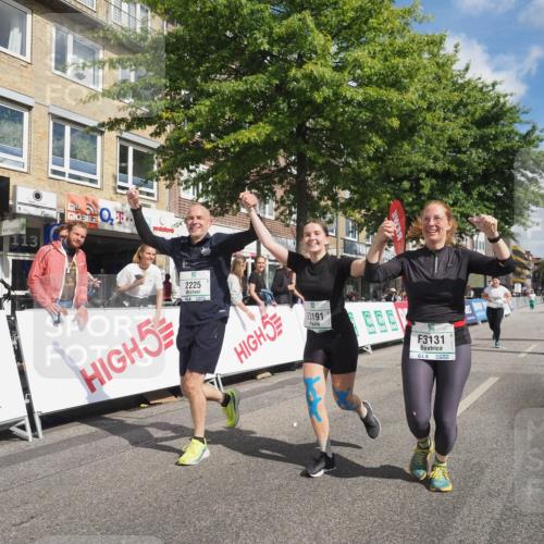 15.09.2024 - PSD Bank Halbmarathon Miley Keyser http://msf.ph/oto/7079174 15.09.2024 12:42:15 Ziel 2225, 3131, 3191, 3363 meine-sportfotos.de
