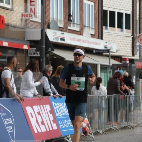 15.09.2024 - PSD Bank Halbmarathon Michael Strokosch http://msf.ph/oto/7079195 15.09.2024 11:14:11 Ziel 406, 417, 421, 527, 549, 609 meine-sportfotos.de