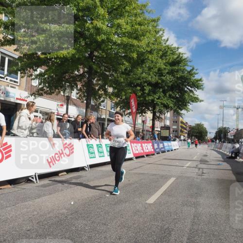 15.09.2024 - PSD Bank Halbmarathon Miley Keyser http://msf.ph/oto/7079206 15.09.2024 12:42:17 Ziel 2225, 3131, 3191, 3363 meine-sportfotos.de