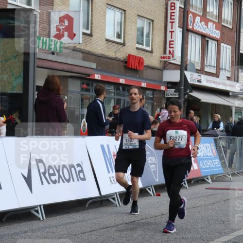 15.09.2024 - PSD Bank Halbmarathon Michael Strokosch http://msf.ph/oto/7079213 15.09.2024 12:23:24 Ziel 987, 2078, 2307, 2550, 2981, 3243, 3277, 3320, 3370 meine-sportfotos.de