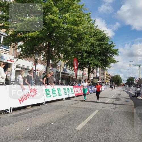 15.09.2024 - PSD Bank Halbmarathon Miley Keyser http://msf.ph/oto/7079225 15.09.2024 12:42:26 Ziel 2225, 2913, 2966, 3131, 3191, 3278, 3363 meine-sportfotos.de