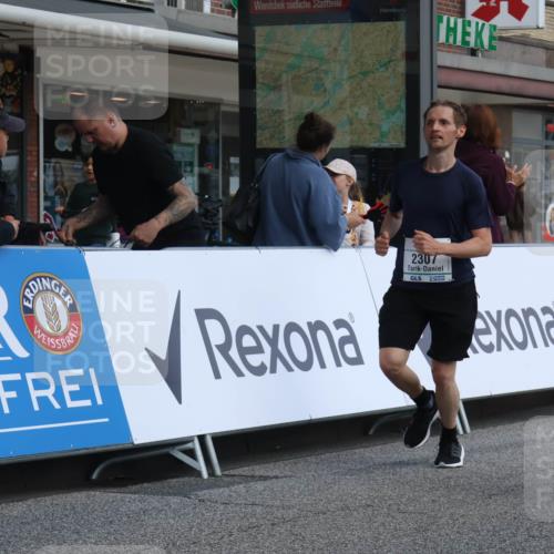 15.09.2024 - PSD Bank Halbmarathon Michael Strokosch http://msf.ph/oto/7079231 15.09.2024 12:23:24 Ziel 987, 2078, 2307, 2550, 2981, 3243, 3277, 3320, 3370 meine-sportfotos.de