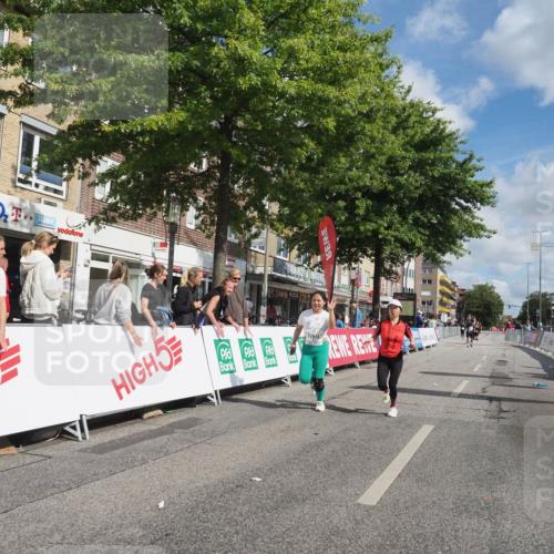 15.09.2024 - PSD Bank Halbmarathon Miley Keyser http://msf.ph/oto/7079245 15.09.2024 12:42:27 Ziel 2225, 2913, 2966, 3131, 3191, 3278, 3363 meine-sportfotos.de