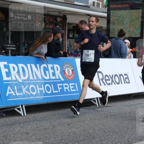 15.09.2024 - PSD Bank Halbmarathon Michael Strokosch http://msf.ph/oto/7079246 15.09.2024 12:23:25 Ziel 987, 2307, 2981, 3243, 3277, 3370 meine-sportfotos.de
