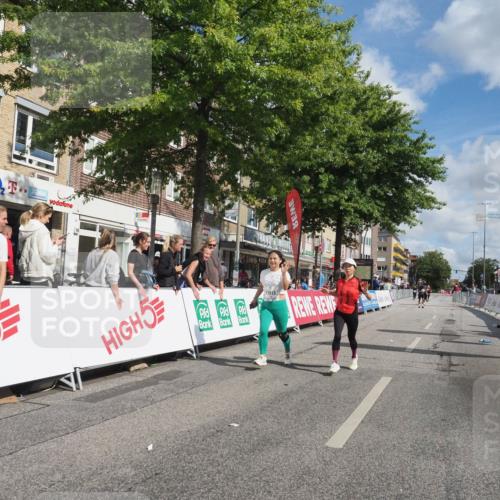 15.09.2024 - PSD Bank Halbmarathon Miley Keyser http://msf.ph/oto/7079249 15.09.2024 12:42:27 Ziel 2225, 2913, 2966, 3131, 3191, 3278, 3363 meine-sportfotos.de