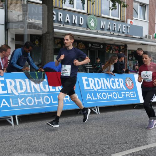 15.09.2024 - PSD Bank Halbmarathon Michael Strokosch http://msf.ph/oto/7079261 15.09.2024 12:23:26 Ziel 987, 2307, 2981, 3243, 3277, 3370 meine-sportfotos.de