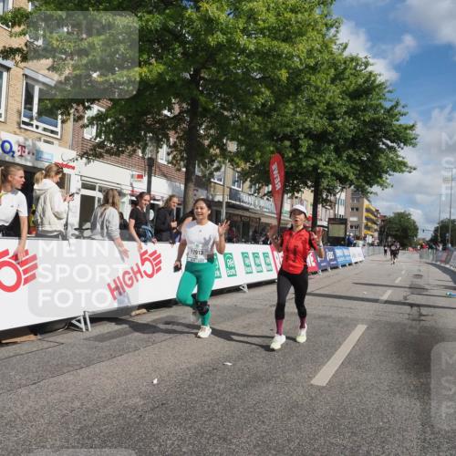 15.09.2024 - PSD Bank Halbmarathon Miley Keyser http://msf.ph/oto/7079267 15.09.2024 12:42:28 Ziel 2225, 2913, 2966, 3131, 3191, 3278, 3363 meine-sportfotos.de