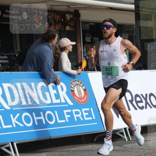 15.09.2024 - PSD Bank Halbmarathon Michael Strokosch http://msf.ph/oto/7079270 15.09.2024 11:14:16 Ziel 406, 417, 421, 549, 589 meine-sportfotos.de