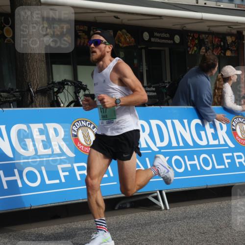 15.09.2024 - PSD Bank Halbmarathon Michael Strokosch http://msf.ph/oto/7079273 15.09.2024 11:14:16 Ziel 406, 417, 421, 549, 589 meine-sportfotos.de