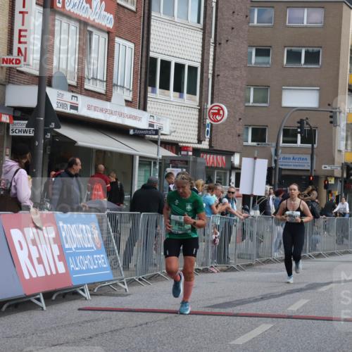 15.09.2024 - PSD Bank Halbmarathon Michael Strokosch http://msf.ph/oto/7079275 15.09.2024 12:23:27 Ziel 987, 2307, 2981, 3002, 3243, 3277, 3370 meine-sportfotos.de