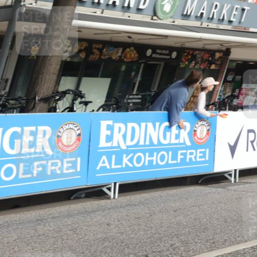 15.09.2024 - PSD Bank Halbmarathon Michael Strokosch http://msf.ph/oto/7079283 15.09.2024 11:14:17 Ziel 406, 417, 421, 549, 589, 613 meine-sportfotos.de