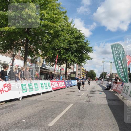 15.09.2024 - PSD Bank Halbmarathon Miley Keyser http://msf.ph/oto/7079284 15.09.2024 12:42:35 Ziel 2913, 2966, 3242, 3278 meine-sportfotos.de