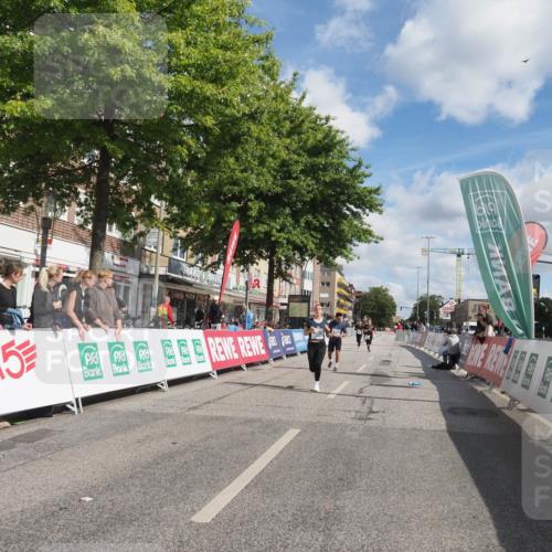 15.09.2024 - PSD Bank Halbmarathon Miley Keyser http://msf.ph/oto/7079295 15.09.2024 12:42:36 Ziel 2913, 2966, 3242, 3278 meine-sportfotos.de