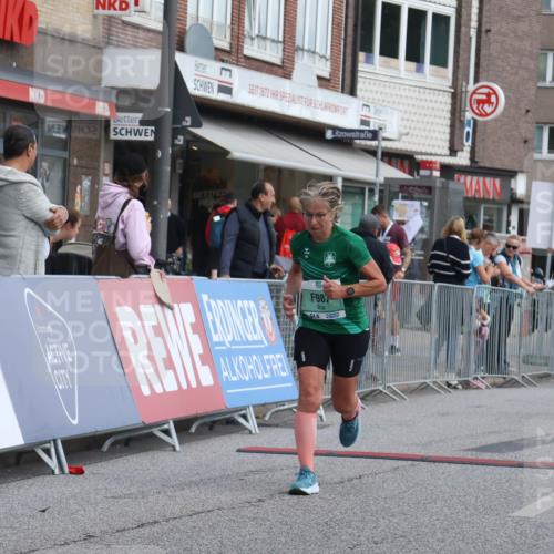 15.09.2024 - PSD Bank Halbmarathon Michael Strokosch http://msf.ph/oto/7079299 15.09.2024 12:23:28 Ziel 987, 2307, 2981, 3002, 3243, 3277, 3370 meine-sportfotos.de