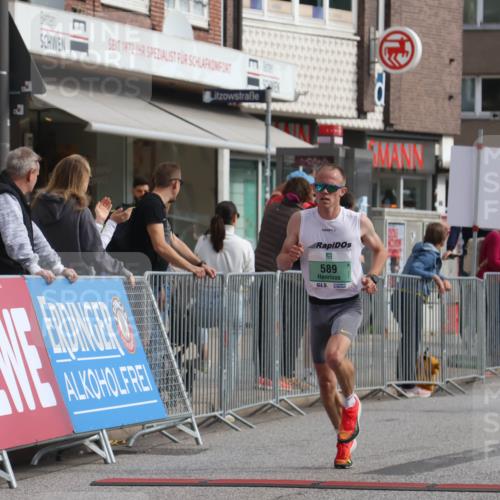 15.09.2024 - PSD Bank Halbmarathon Michael Strokosch http://msf.ph/oto/7079307 15.09.2024 11:14:21 Ziel 406, 417, 421, 540, 544, 568, 589, 613, 848 meine-sportfotos.de