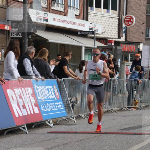 15.09.2024 - PSD Bank Halbmarathon Michael Strokosch http://msf.ph/oto/7079312 15.09.2024 11:14:21 Ziel 406, 417, 421, 540, 544, 568, 589, 613, 848 meine-sportfotos.de