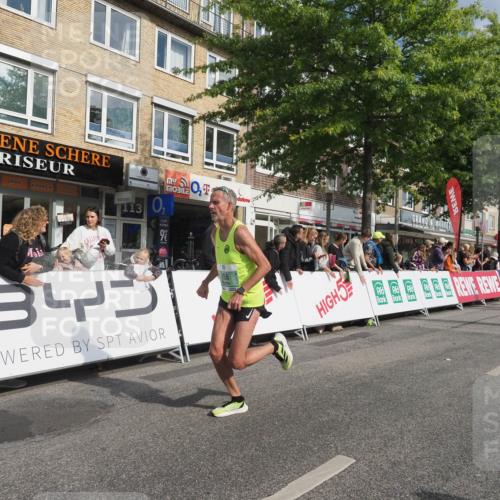 15.09.2024 - PSD Bank Halbmarathon Miley Keyser http://msf.ph/oto/7079333 15.09.2024 11:37:37 Ziel 744, 756, 1056, 1105, 1163, 1199, 1234, 1238, 1306, 2625, 2674 meine-sportfotos.de