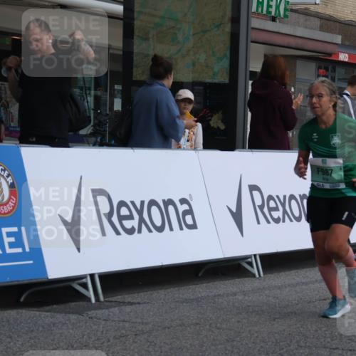 15.09.2024 - PSD Bank Halbmarathon Michael Strokosch http://msf.ph/oto/7079348 15.09.2024 12:23:30 Ziel 987, 2307, 2981, 3002, 3243, 3277 meine-sportfotos.de