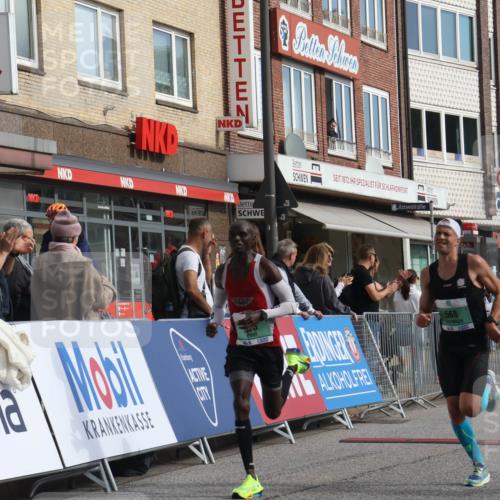 15.09.2024 - PSD Bank Halbmarathon Michael Strokosch http://msf.ph/oto/7079349 15.09.2024 11:14:24 Ziel 406, 417, 540, 544, 564, 568, 589, 613, 848 meine-sportfotos.de