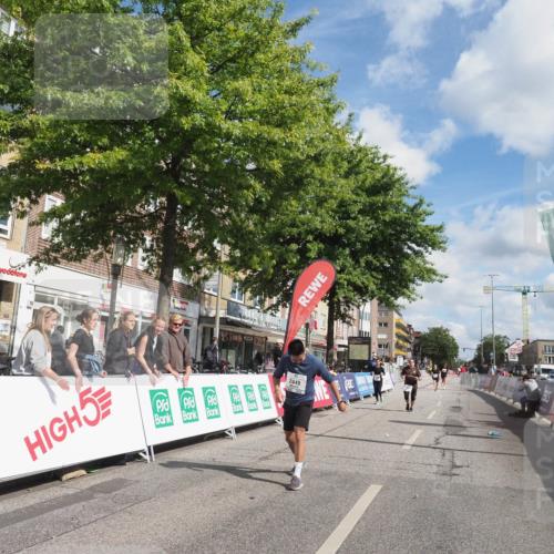 15.09.2024 - PSD Bank Halbmarathon Miley Keyser http://msf.ph/oto/7079376 15.09.2024 12:42:40 Ziel 2273, 2913, 2966, 3242, 3278, 3400 meine-sportfotos.de