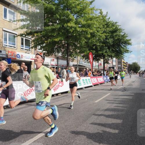 15.09.2024 - PSD Bank Halbmarathon Miley Keyser http://msf.ph/oto/7079382 15.09.2024 11:37:40 Ziel 756, 1056, 1105, 1199, 1234, 1238, 1306, 2625, 2674 meine-sportfotos.de