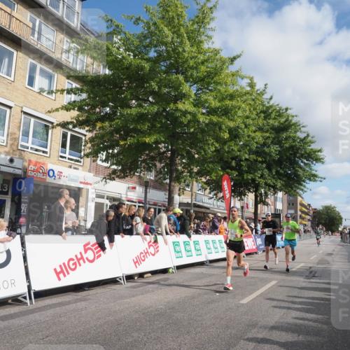 15.09.2024 - PSD Bank Halbmarathon Miley Keyser http://msf.ph/oto/7079387 15.09.2024 11:37:41 Ziel 756, 1056, 1105, 1199, 1234, 1238, 1306, 2625, 2674 meine-sportfotos.de