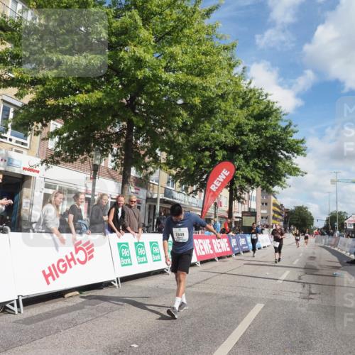 15.09.2024 - PSD Bank Halbmarathon Miley Keyser http://msf.ph/oto/7079394 15.09.2024 12:42:41 Ziel 2273, 3242, 3278, 3400 meine-sportfotos.de