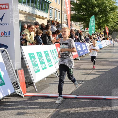 15.09.2024 - PSD Bank Halbmarathon Strokosch-Dieckow http://msf.ph/oto/7079396 15.09.2024 10:31:40 Ziel 39, 72, 78, 158, 160, 163, 191, 201 meine-sportfotos.de