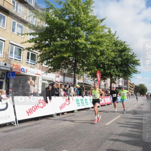 15.09.2024 - PSD Bank Halbmarathon Miley Keyser http://msf.ph/oto/7079398 15.09.2024 11:37:41 Ziel 756, 1056, 1105, 1199, 1234, 1238, 1306, 2625, 2674 meine-sportfotos.de