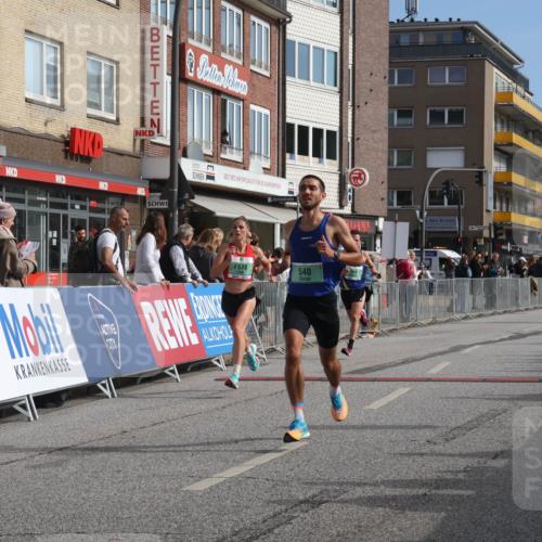 15.09.2024 - PSD Bank Halbmarathon Michael Strokosch http://msf.ph/oto/7079402 15.09.2024 11:14:27 Ziel 417, 540, 544, 564, 568, 589, 613, 845, 848 meine-sportfotos.de