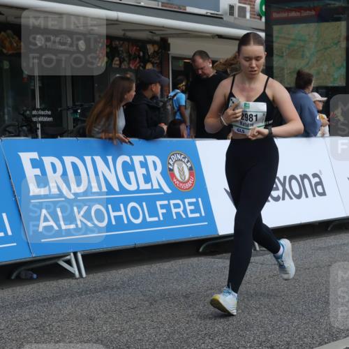 15.09.2024 - PSD Bank Halbmarathon Michael Strokosch http://msf.ph/oto/7079407 15.09.2024 12:23:35 Ziel 987, 2307, 2403, 2981, 3002, 3450 meine-sportfotos.de