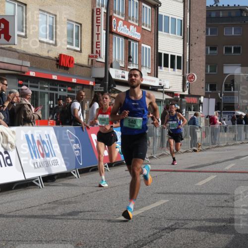 15.09.2024 - PSD Bank Halbmarathon Michael Strokosch http://msf.ph/oto/7079409 15.09.2024 11:14:28 Ziel 417, 540, 544, 564, 568, 589, 613, 845, 848 meine-sportfotos.de