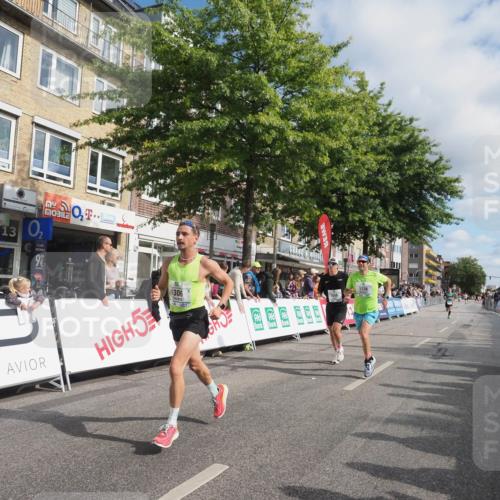 15.09.2024 - PSD Bank Halbmarathon Miley Keyser http://msf.ph/oto/7079419 15.09.2024 11:37:42 Ziel 756, 1056, 1199, 1234, 1238, 1306, 2625, 2674 meine-sportfotos.de