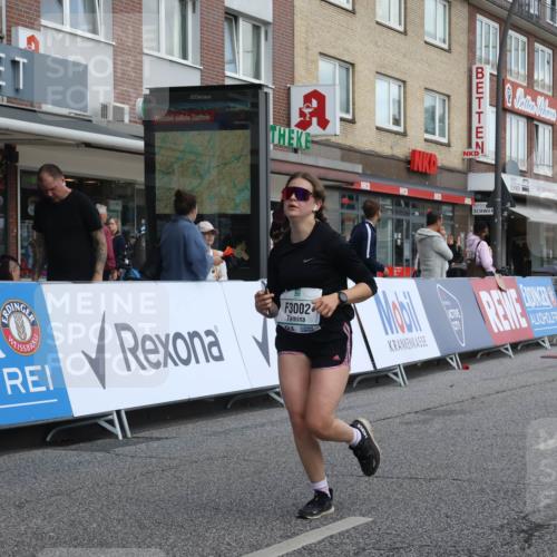 15.09.2024 - PSD Bank Halbmarathon Michael Strokosch http://msf.ph/oto/7079432 15.09.2024 12:23:37 Ziel 987, 2403, 2981, 3002, 3450 meine-sportfotos.de